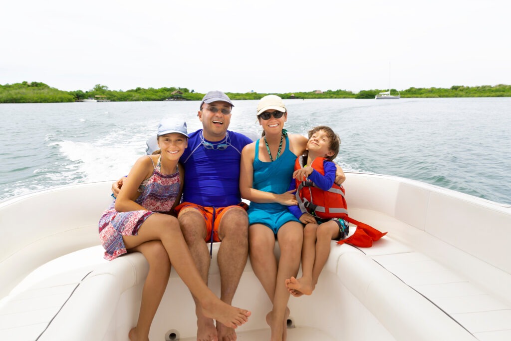Pontoon rental at Marina Cay Resort